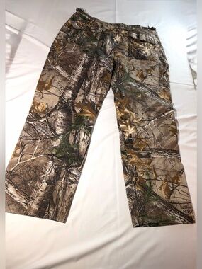 Game winner camo cargo pants men’s XL